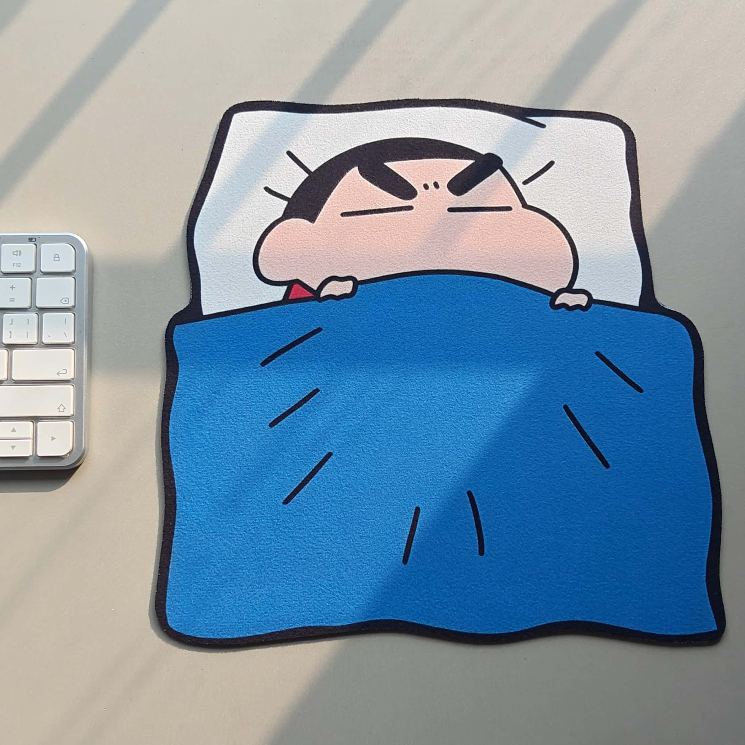 Cute Crayon Shinchan Mouse Pad - Desk Setup Ergonomic 评论和价格