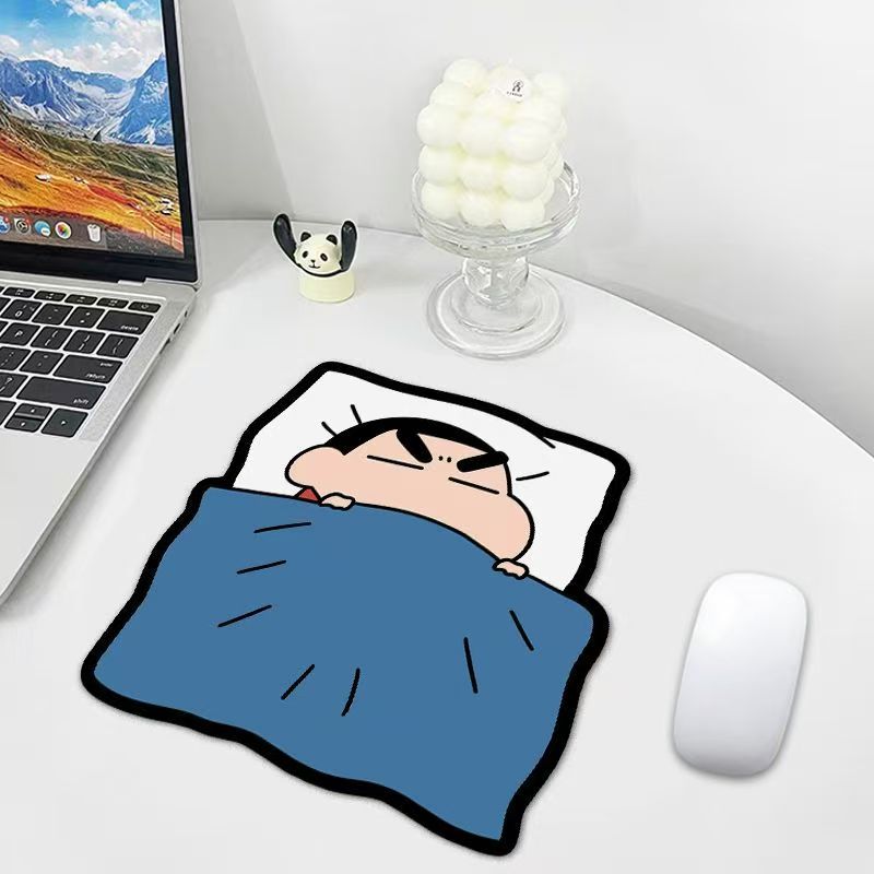 Cute Crayon Shinchan Mouse Pad - Desk Setup Ergonomic 评论和价格